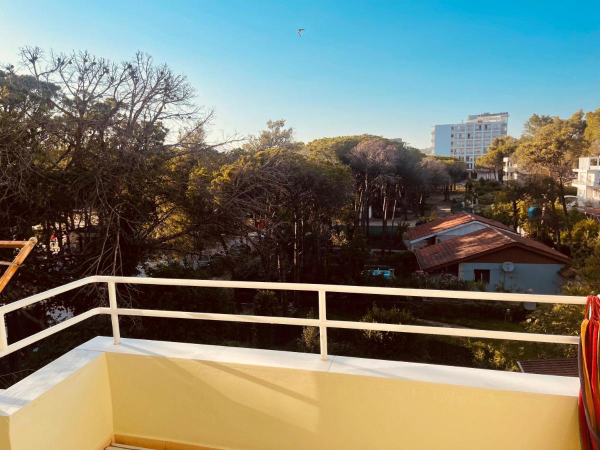 Cheerful 2-Bedroom Apartment In Golem 골렘 외부 사진