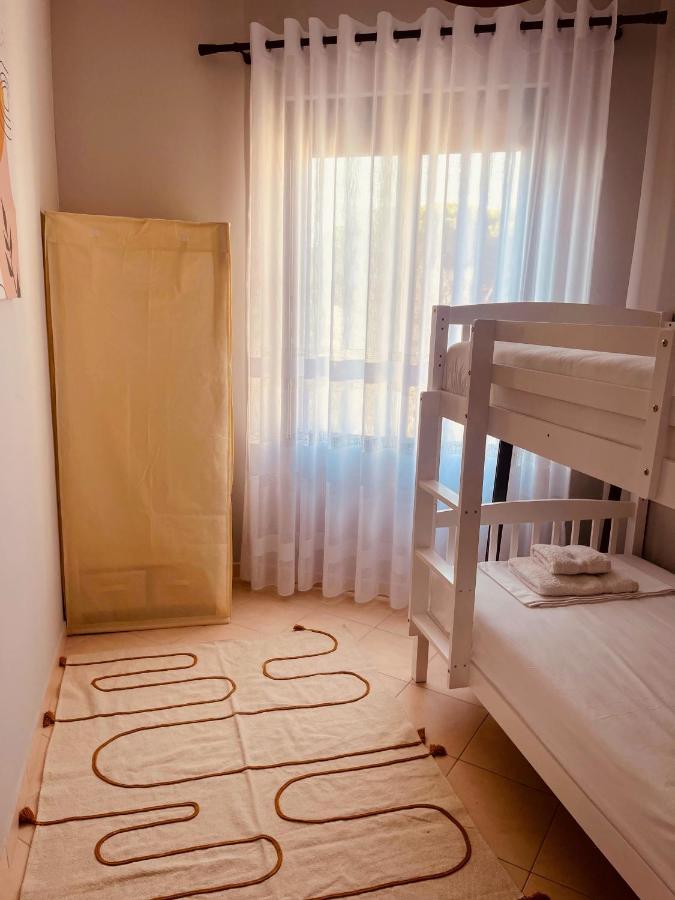 Cheerful 2-Bedroom Apartment In Golem 골렘 외부 사진